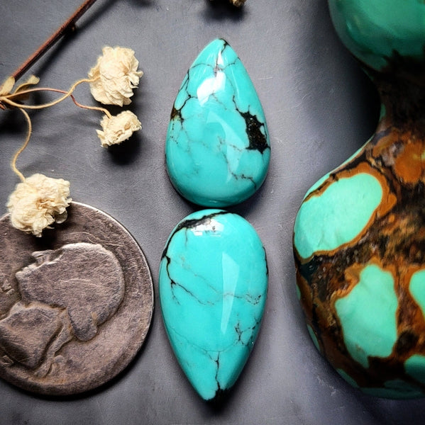 Hubei Polychrome Turquoise Set Cabochon