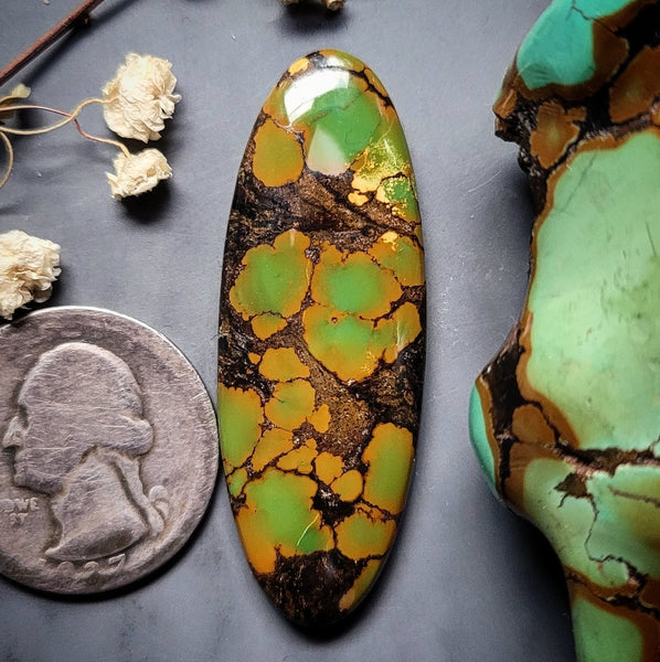 Polychrome Hubei Oval Cabochon